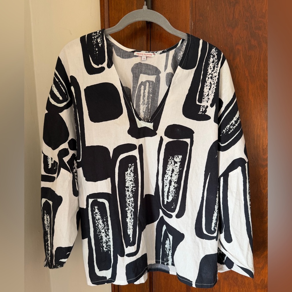 Frances Valentine Black and White Abstract Blouse